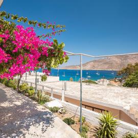 Panorama Tilos Apt B，位于Tílos的酒店