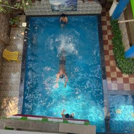 Ivees beach resort 1，位于卡兰古特的酒店