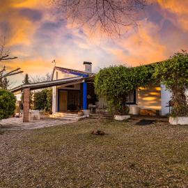 Finca El Palomar，位于Mora的酒店