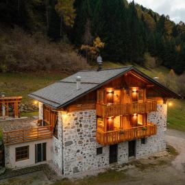 Lòni Lodge Vermiglio，位于韦尔米廖的酒店