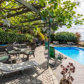 Queen Etna - Beautiful Pool，位于维亚格兰德的酒店