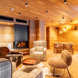 Le Mallet, Courmayeur, Alpine Homesuite，位于库马约尔的酒店