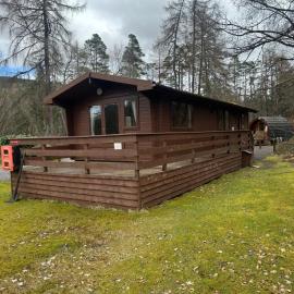 By The Way Campsite, Bothy Chalet，位于泰恩德拉姆的酒店