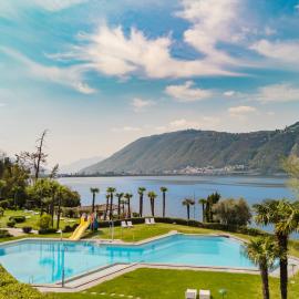 Charming Suite am Luganersee, Pool, Parkplatz，位于比索内的酒店