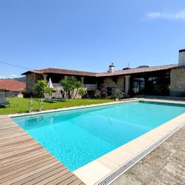 Hotel Rural Alves - BRAGA - Casa Alves de Torneiros，位于布拉加的酒店