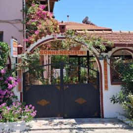 GÜNIŞIĞI Pansiyon，位于Koycegiz的酒店