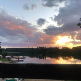 Joyosada - Ferienhäuser in Seenlandschaft，位于Prusim的酒店