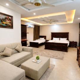 The Canvas Hotel，位于阿伯塔巴德的酒店