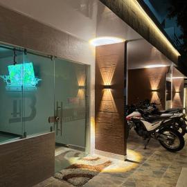 Hotel Beraka，位于Fortul的酒店
