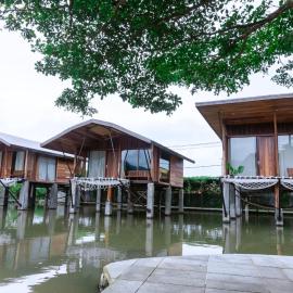 Saung Komando Ciwidey，位于Winducina的酒店