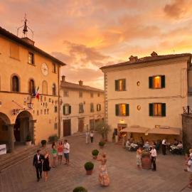 Hotel Palazzo San Niccolò & Spa，位于拉达-因基安蒂的酒店