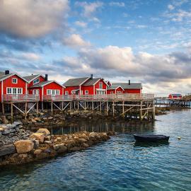 Andøy Vest Rorbuer Reine，位于雷讷的酒店