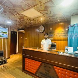 Dhanmondi Lake View Hotel，位于达卡的酒店