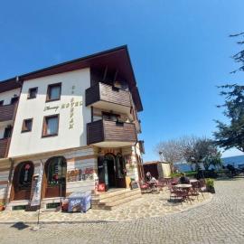 Family Hotel St Stefan Nessebar，位于内塞伯尔的酒店