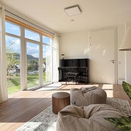 HOUSE CAMELIA - Stilvolles, großzügiges 2-Zimmer-Apartment，位于Irrel的酒店