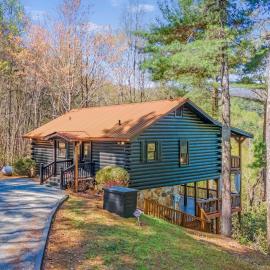 Quiet Summer Escape 2 Kings Hot Tub Private Mountain Views Pets OK，位于埃利杰的酒店