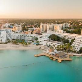Santo Domingo Bay Convention Resort & Casino，位于博卡奇卡的酒店