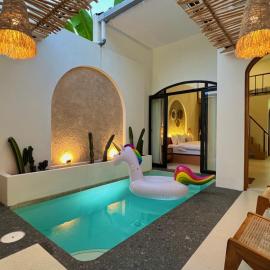 Numar Villas Yogyakarta，位于Seturan的酒店