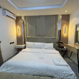 Dejuks Hotel & Resort Executive Room，位于Mama的酒店