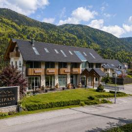 Boutique Skipass Superior Hotel,位于克拉尼斯卡戈拉的酒店