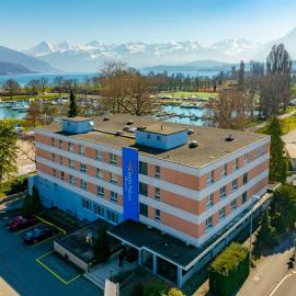 Hotel Holiday Thun，位于图恩的酒店