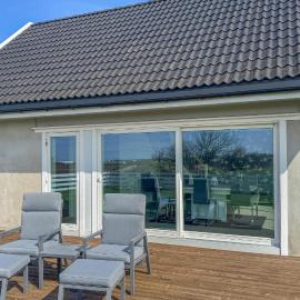 Amazing Home In Vanse With House Sea View，位于Vanse的酒店