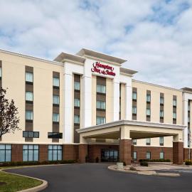 Hampton Inn & Suites Syracuse North Airport Area，位于北锡拉丘兹的酒店