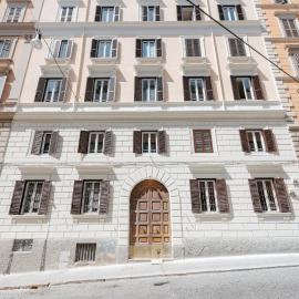 Tomato Urban Retreat - Ostello della gioventù，位于罗马的酒店