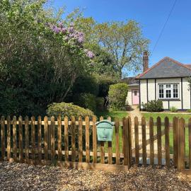 Hollylea Cottage - New Forest，位于Godshill的酒店