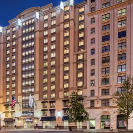 Hilton Garden Inn Washington DC Downtown，位于华盛顿的酒店