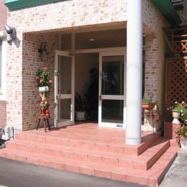 Guest House Bamboo，位于盛冈的酒店