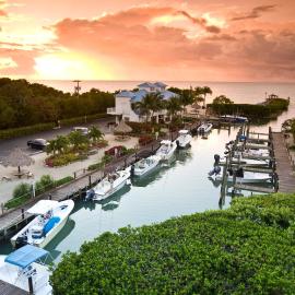 Ocean Pointe Suites at Key Largo，位于基拉戈的酒店