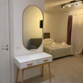 Kennedy rooms，位于伊塞尔尼亚的酒店