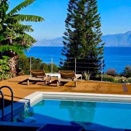 Rastoni Sea View Studio with Shared Pool，位于梅里逊的酒店