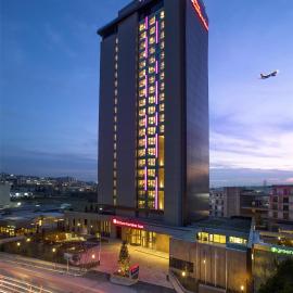 Hilton Garden Inn Istanbul Atatürk Airport，位于伊斯坦布尔的酒店
