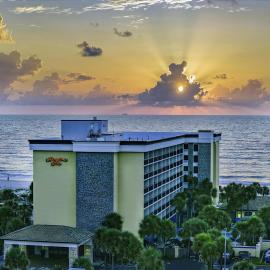 Hampton Inn Oceanfront Jacksonville Beach，位于杰克逊维尔海滩的酒店