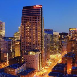 Hilton Garden Inn Montreal Centre-Ville，位于蒙特利尔的酒店