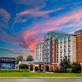 Doubletree by Hilton Pleasant Prairie Kenosha, WI，位于欢乐草原的酒店