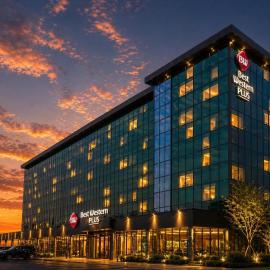 Best Western Plus The Met Tirana Hotel，位于地拉那的酒店