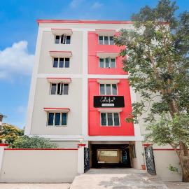 Collection O Bhanugudi Junction Kakinada Formerly Stay Inn Luxury，位于卡基纳达的酒店