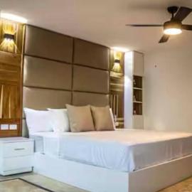 Beautiful and cozy with sea views