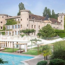 Château de Fontager，位于罗讷河畔塞尔沃的酒店
