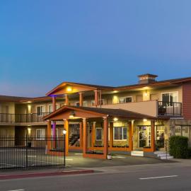 Travelodge by Wyndham Eureka，位于尤里卡的酒店