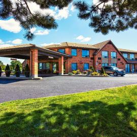 Comfort Inn Alma - Lac-Saint-Jean，位于阿尔马的酒店