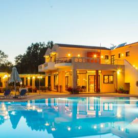 Aeolian Gaea Hotel，位于斯卡拉卡伦尼斯的酒店