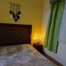 Habitacion SUPER GRANDE 6 personas CasaSanFco5，位于萨卡特兰的酒店