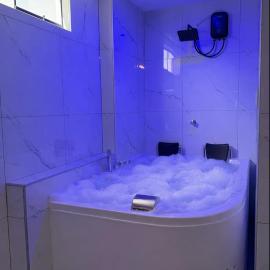 Peruyork - Sauna & Jacuzzi,位于齐克拉约的酒店