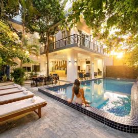 SkyVilla BKK - Pool & Chill - Laundry included，位于金边的酒店