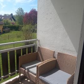 Komplette Wohnung Schwarzwaldpforte Casa BaLi direkte Buchung möglich keine Freigabe mehr erforderlich mit sehr ruhigem Balkon Parkplatz und eigener Waschmaschine