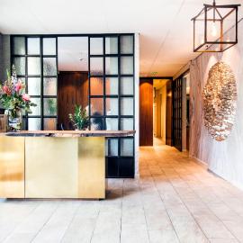 Restaurant Hotel Merlet，位于斯霍尔的酒店